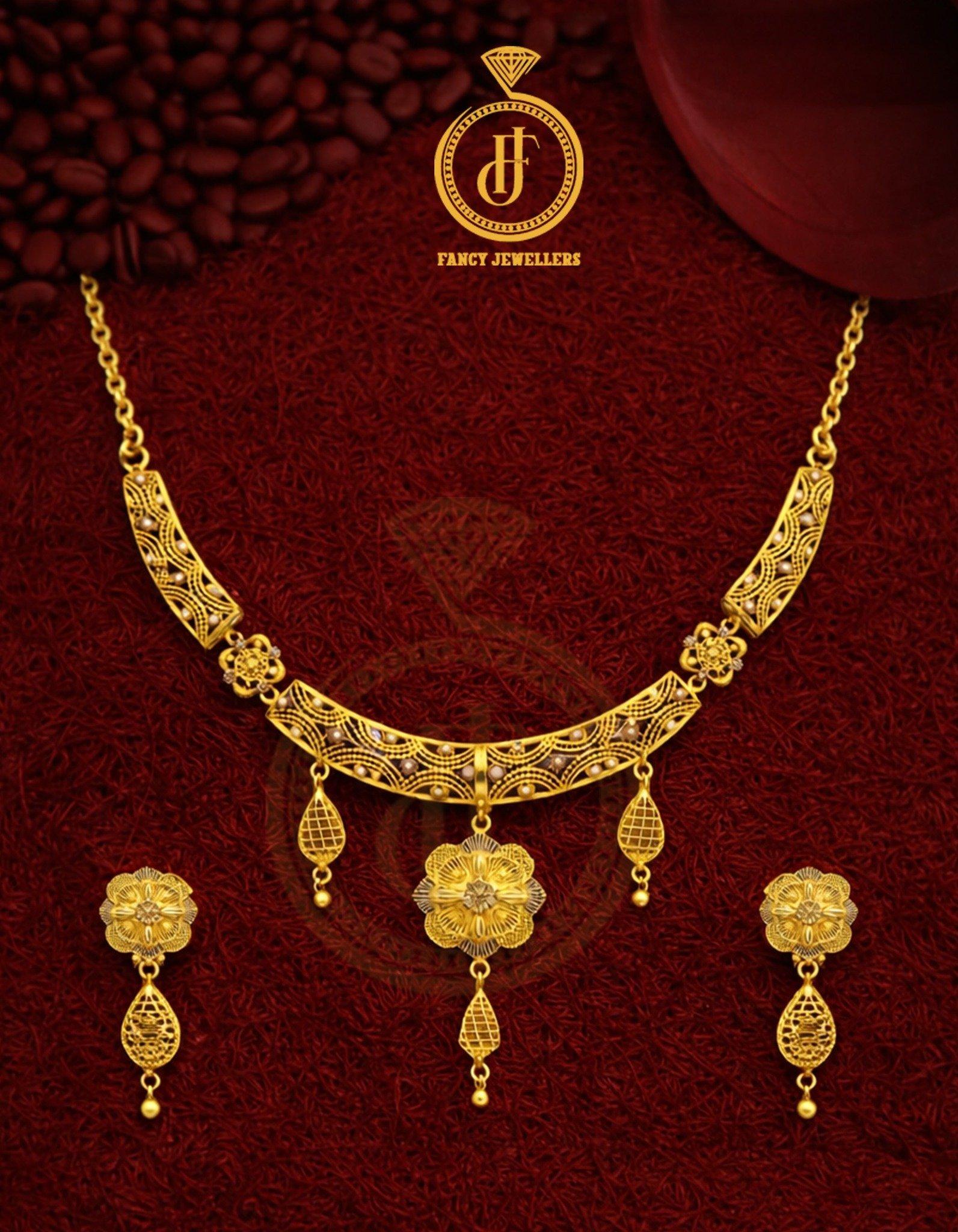 Gold Necklace Design 012
