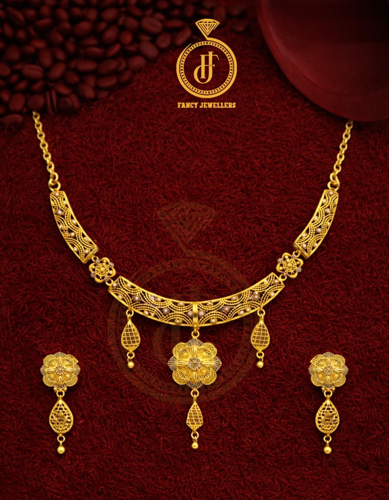 Gold Necklace Design 015