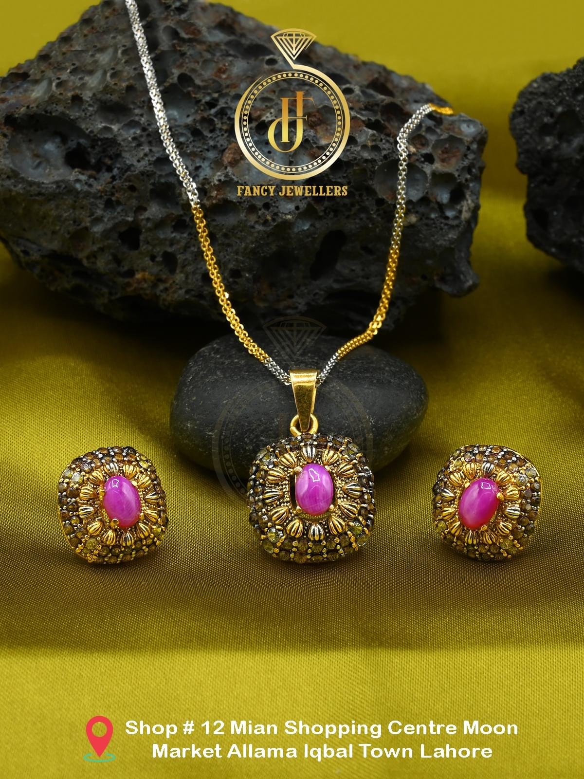Gold Pendant Design